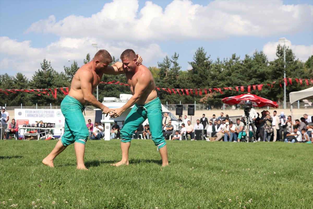 Atatürk Üniversitesi Spor Kulübü'nce organize edilen 1. Karakucak Güreş Festivali, Atatürk...
