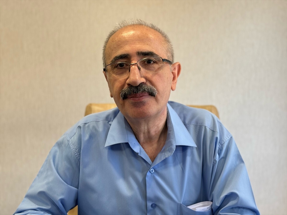 Babanzade Ahmed Naim Efendi, Yeni Dünya Vakfında düzenlenen "Eyüpsultan'ın Ebedi Sakinleri"...