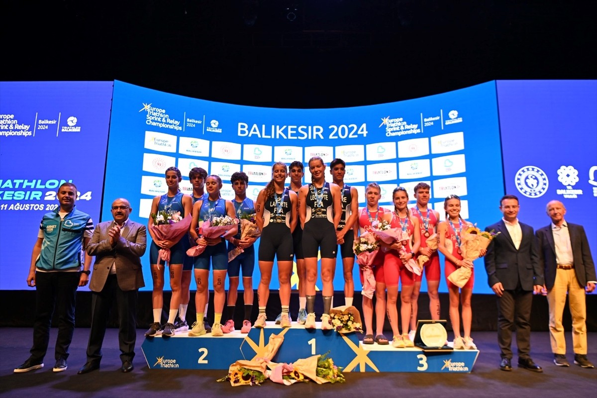 Balıkesir Büyükşehir Belediyesi ve Türkiye Triatlon Federasyonunun işbirliğiyle organize edilen...