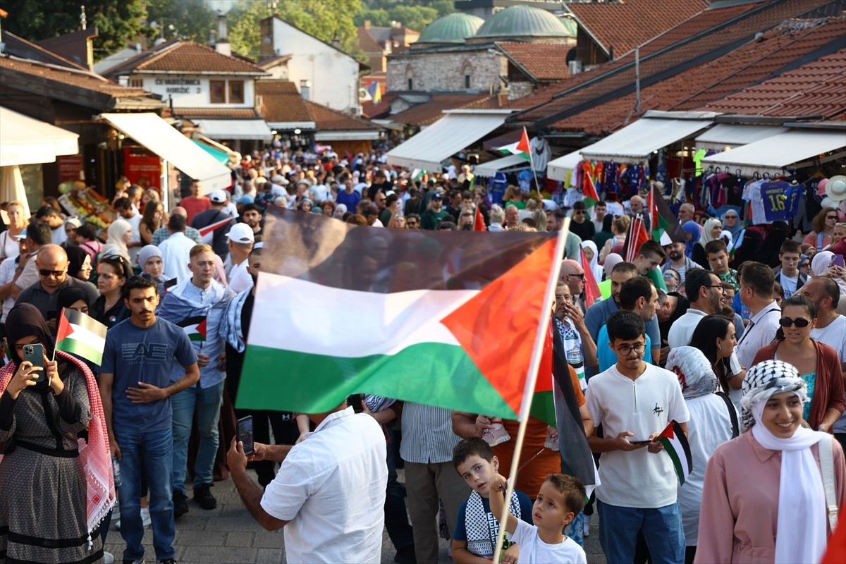 Bosna Hersek'in başkenti Saraybosna'da Hamas Siyasi Büro Başkanı İsmail Heniyye'nin İran'da...