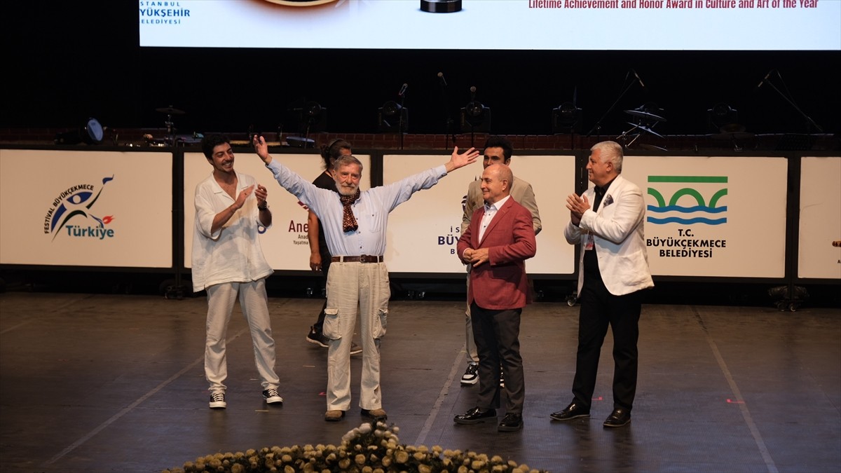 Büyükçekmece Belediyesi tarafından bu yıl 25'incisi düzenlenen "Uluslararası İstanbul Büyükçekmece...