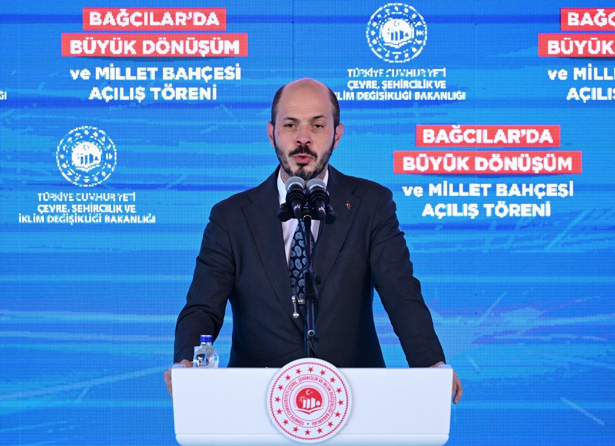 Çevre, Şehircilik ve İklim Değişikliği Bakanı Murat Kurum, Bağcılar'da Büyük Dönüşüm ve Millet...