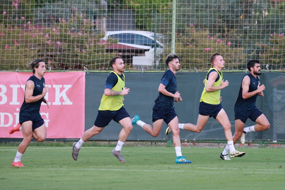 Corendon Alanyaspor, Trendyol Süper Lig'in ilk haftasında 11 Ağustos Pazar günü İkas Eyüpspor ile...