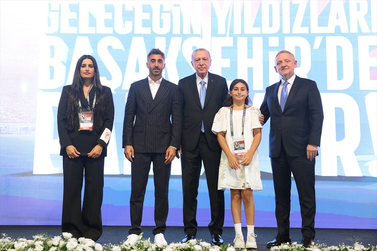 Cumhurbaşkanı Recep Tayyip Erdoğan, "Geleceğin Yıldızları Başakşehir’de Parlıyor" mottosuyla inşa...