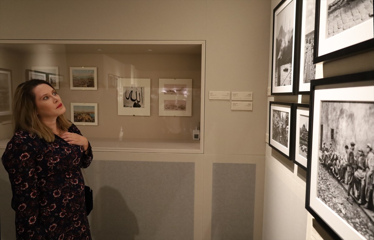 Dünyaca ünlü usta foto muhabiri Ara Güler'in eserlerinin yer aldığı "Ara Güler’in İzinde:...
