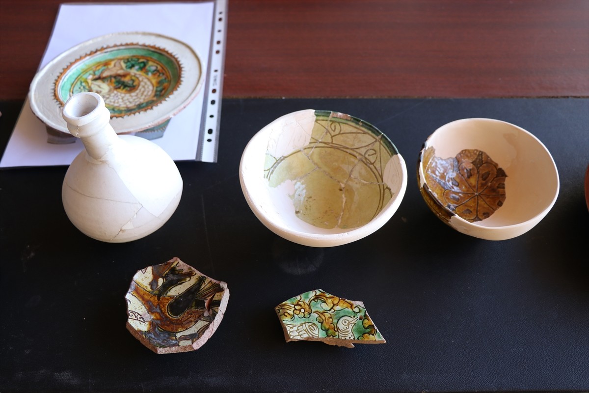 Elazığ Valisi Numan Hatipoğlu, tarihi Harput Mahallesi'nde bulunan Harput Kalesi'nde yürütülen...