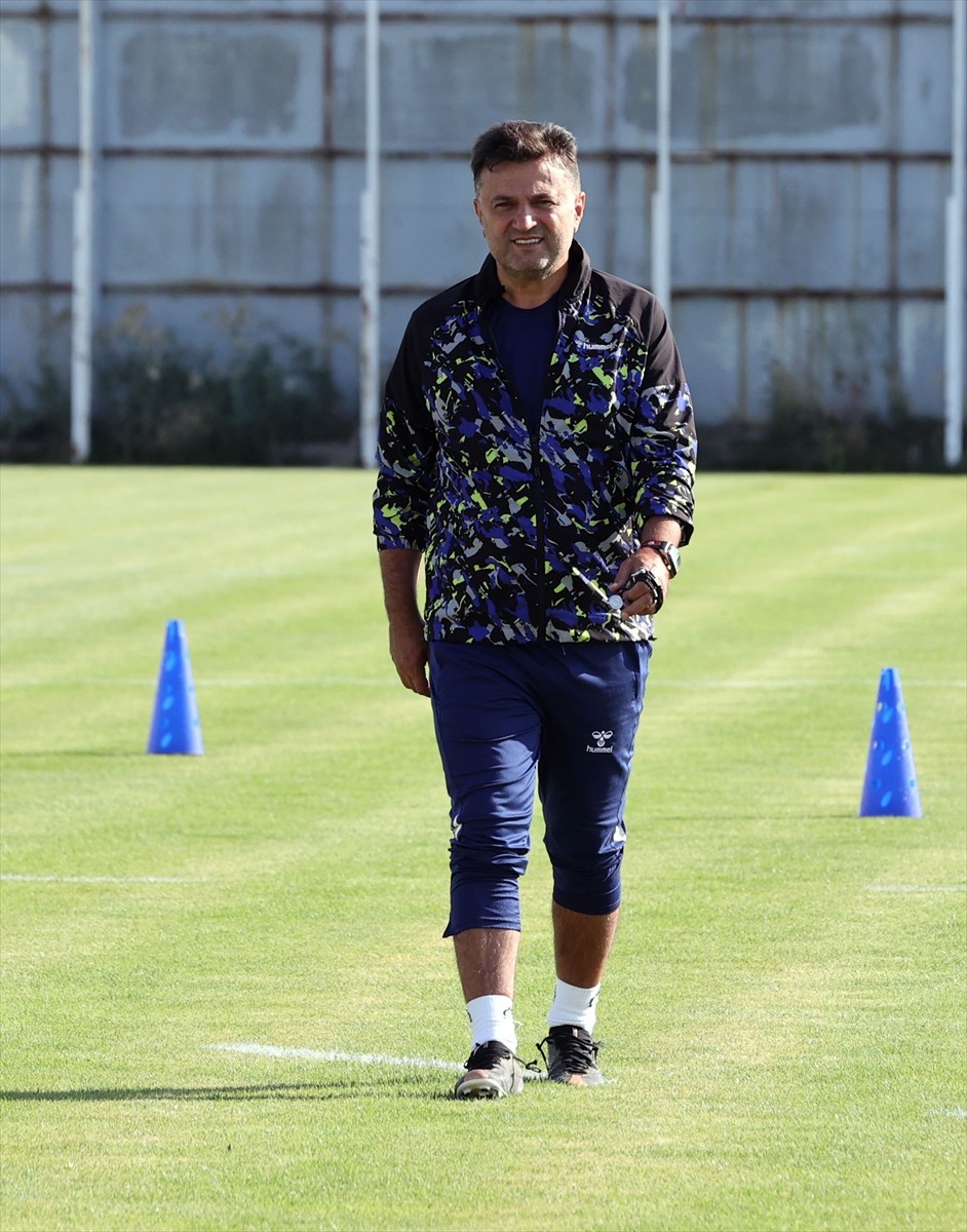 EMS Yapı Sivasspor, Trendyol Süper Lig'in ilk haftasında sahasında Trabzonspor ile yapacağı maçın...