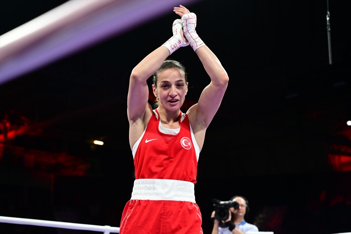 Fransa'nın Villepinte kentindeki North Paris Arena'da düzenlenen Paris 2024 Olimpiyat Oyunları'nda...