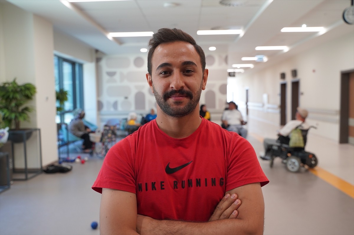 Gaziantep Boccia Takımı'nın kas hastası sporcuları, yaptıkları branşla "sosyalleşiyor ve hayata...