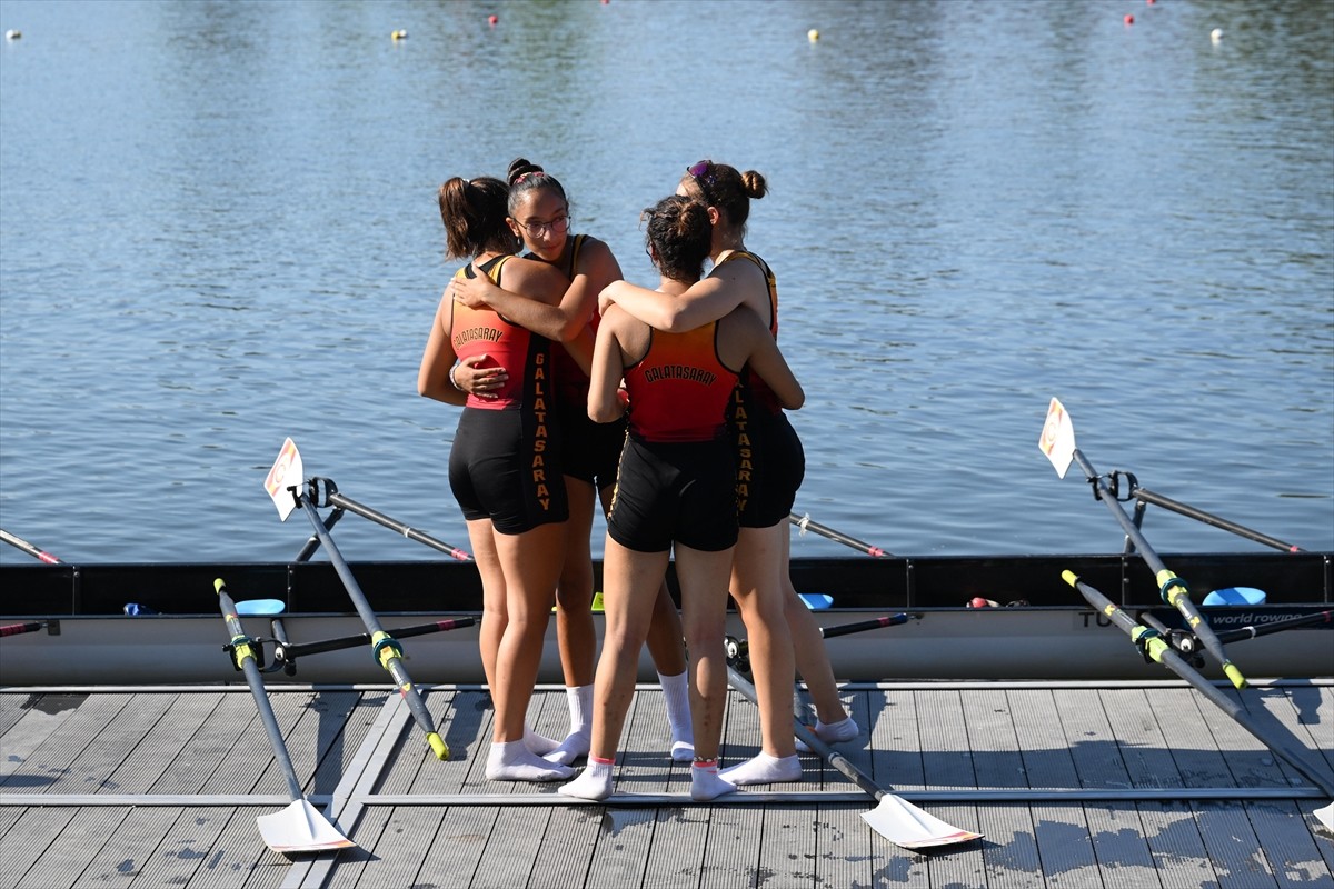 Gençler Türkiye Kürek Şampiyonası ikinci gün müsabakaları tamamlandı. Türkiye Kürek...