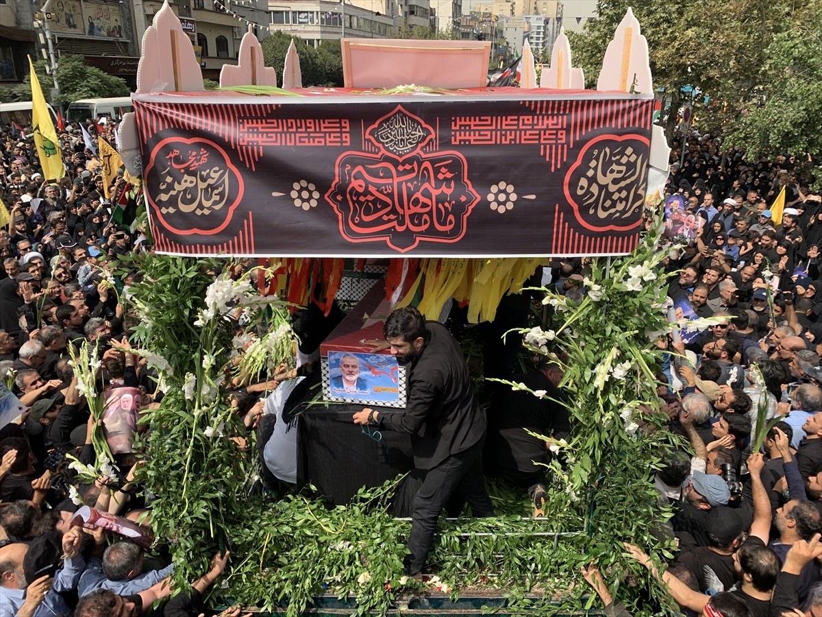 İran'ın başkenti Tahran'da suikast sonucu hayatını kaybeden Hamas Siyasi Büro Başkanı İsmail...