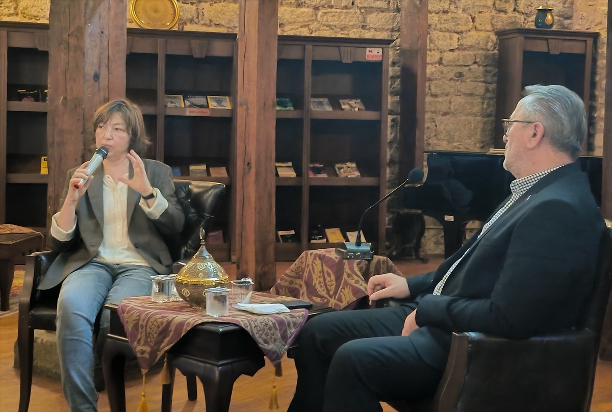 İstanbul İl Kültür ve Turizm Müdürlüğü tarafından "Osmanlı saatçiliğinin piri" olarak anılan Ahmet...