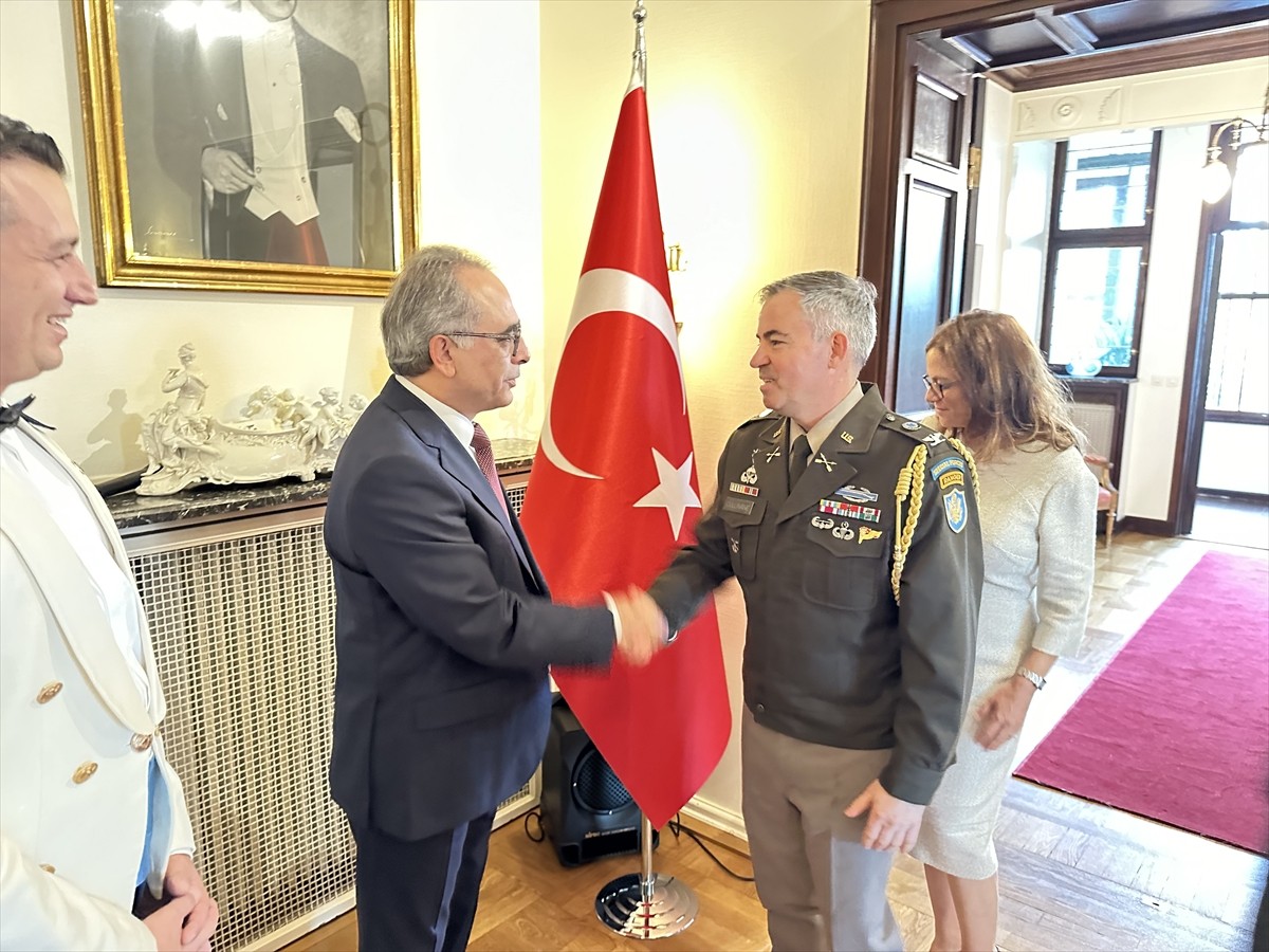 İsveç'te, 30 Ağustos Zafer Bayramı ve Türk Silahlı Kuvvetler Günü resepsiyonla kutlandı....