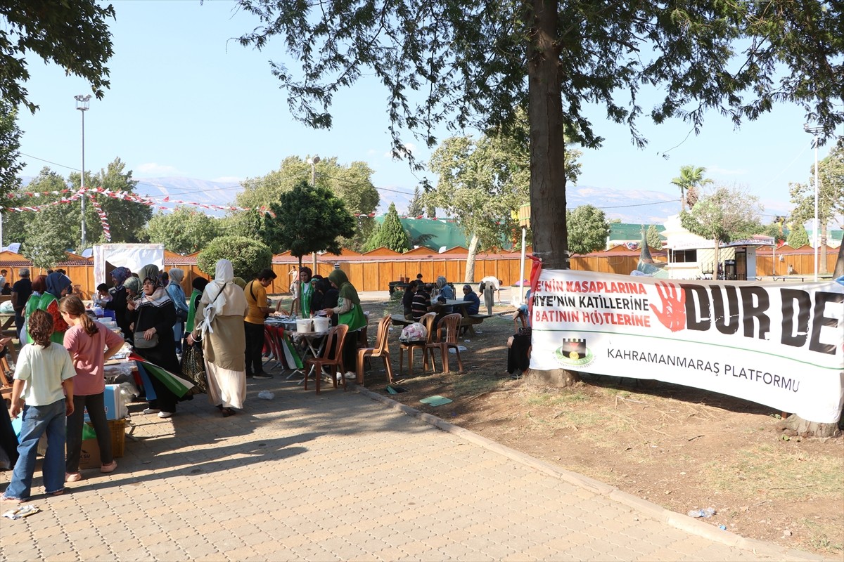 Kahramanmaraş Geleneksel Uluslararası Ağustos Fuarı'nda, Gazze yararına kermes açıldı....