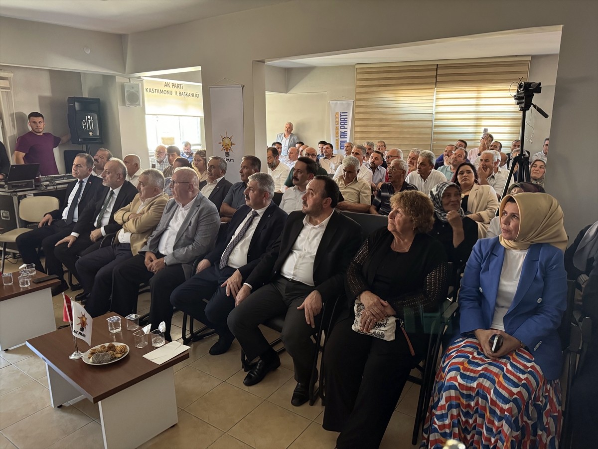 Kastamonu'da, AK Parti'nin 23. kuruluş yıl dönümü dolayısıyla program düzenlendi. AK Parti İl...