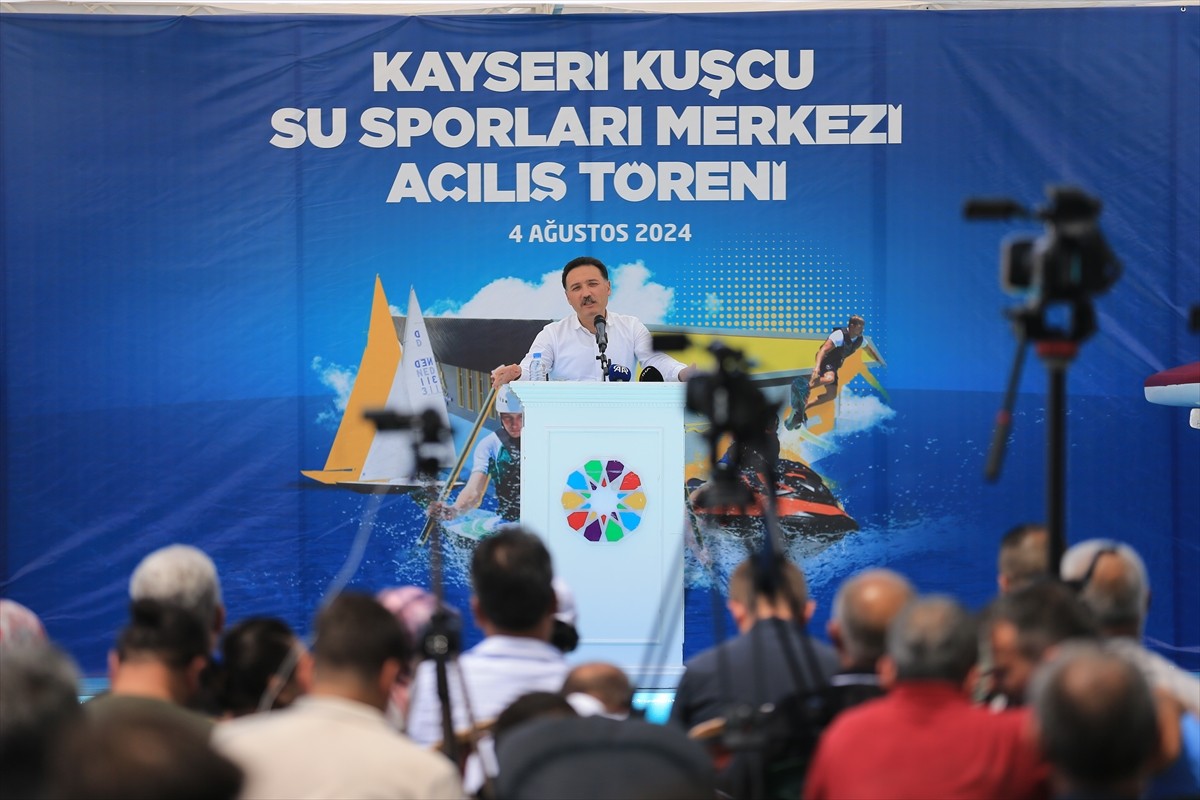 Kayseri'de Yamula Barajı gölü kıyısına yapılan Kayseri Kuşçu Su Sporları Merkezi düzenlenen...