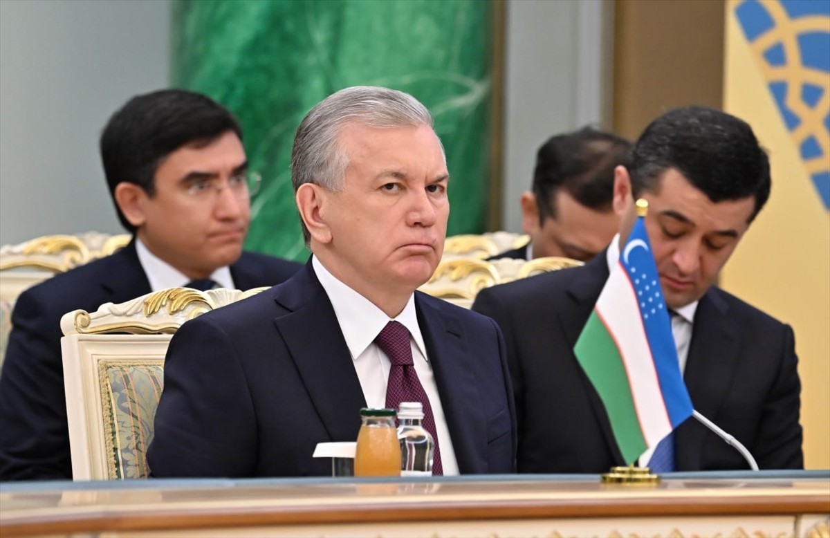 Kazakistan'ın başkenti Astana'da, Kazakistan, Kırgızistan, Özbekistan, Türkmenistan, Tacikistan ve...