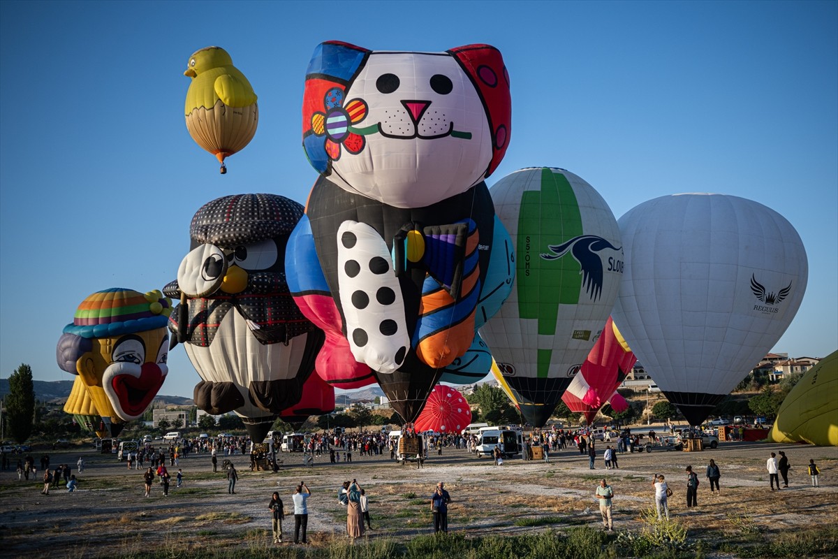 Kültür ve Turizm Bakanlığınca düzenlenen "Nevşehir Kültür Yolu Festivali"ne Türkiye'nin yanı sıra...