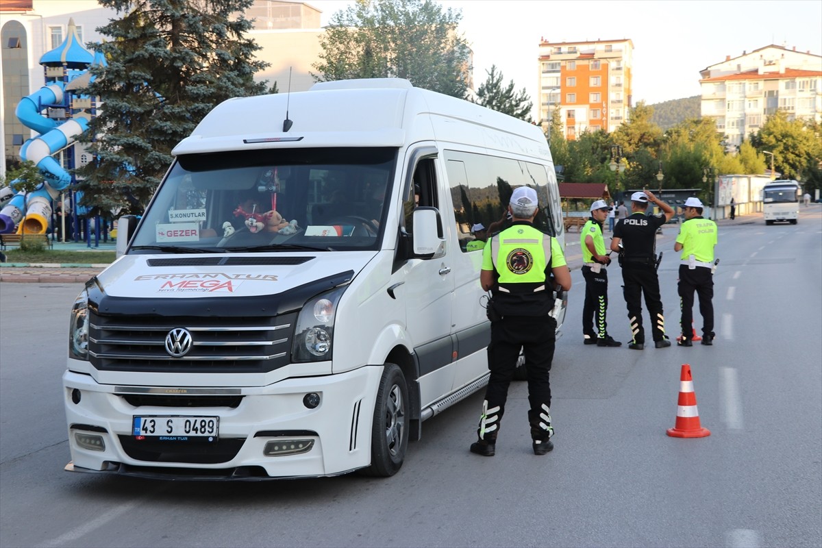 Kütahya'da kurulan toksikoloji laboratuvarında idrar numunelerinden uyuşturucu etkisinde araç...