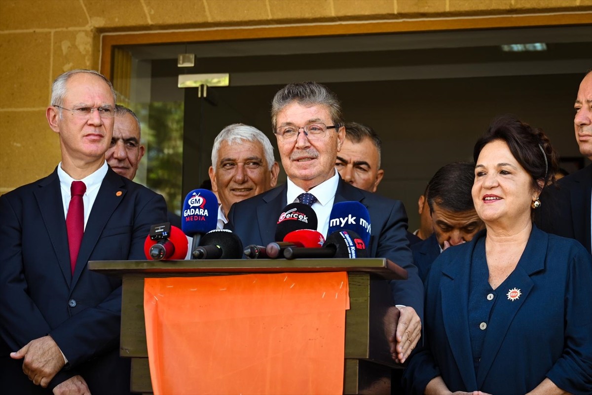 Kuzey Kıbrıs Türk Cumhuriyeti (KKTC) Başbakanı ve Ulusal Birlik Partisi (UBP) Genel Başkanı Ünal...