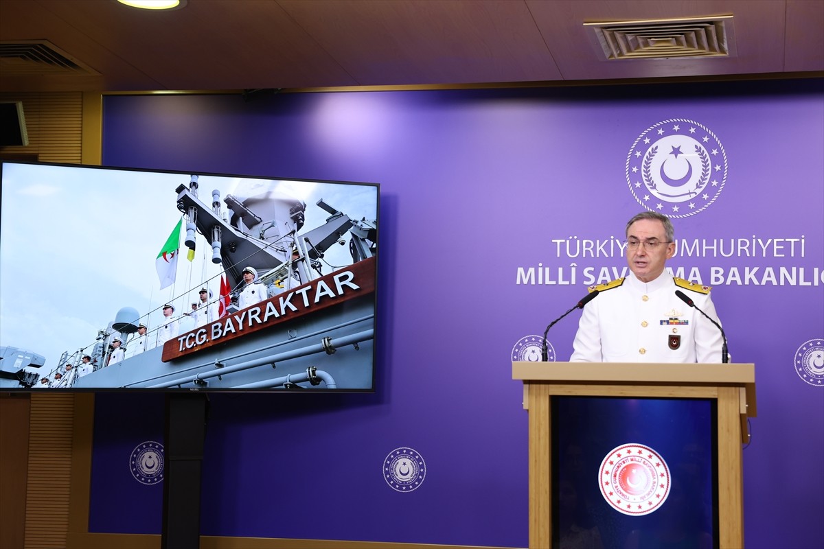 Milli Savunma Bakanlığı (MSB) Basın ve Halkla İlişkiler Müşaviri Tuğamiral Zeki Aktürk, Bakanlıkta...