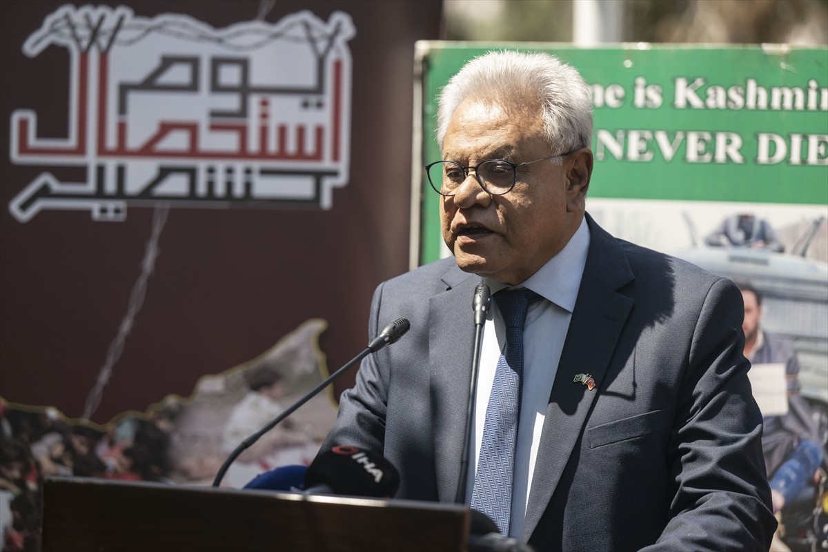 Pakistan'ın Ankara Büyükelçiliği, Hindistan idaresindeki Cammu Keşmir bölgesinin özel statüsünün...