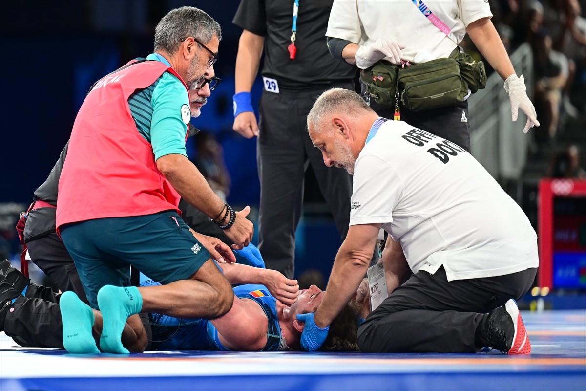 Paris 2024 Olimpiyat Oyunları'nda kadınlar 76 kg serbest stil güreş müsabakası Champ De Mars...