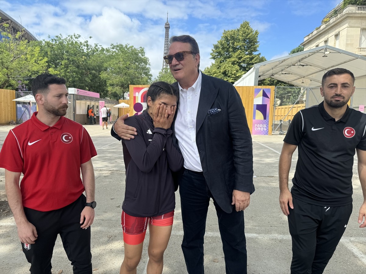 Paris 2024 Olimpiyat Oyunları'nda mücadele eden milli güreşçi Nesrin Baş, son 16 turunda...