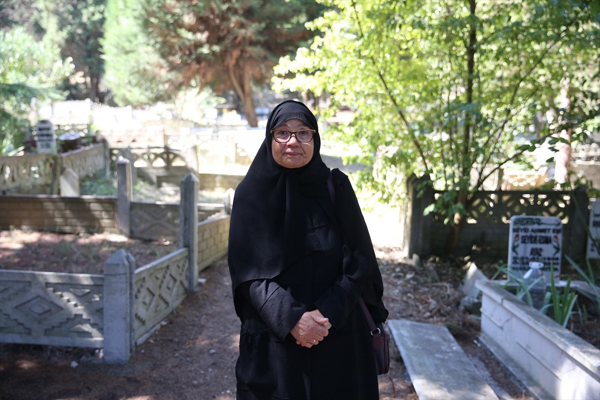 Sakarya'da 17 Ağustos 1999 Marmara Depremi'nde hayatını kaybedenler, depremin 25'inci yıl...