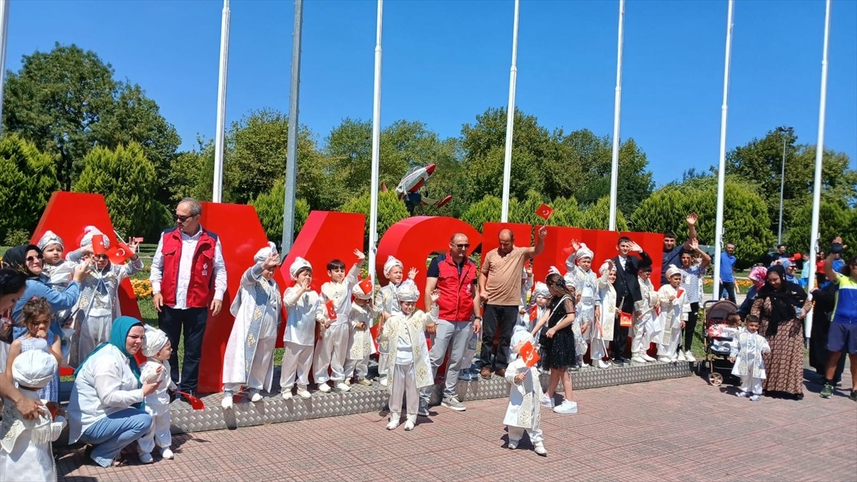  Samsun'da Kültür ve Turizm Bakanlığı ile Vakıflar Bölge Müdürlüğünce 29 çocuk için toplu sünnet...