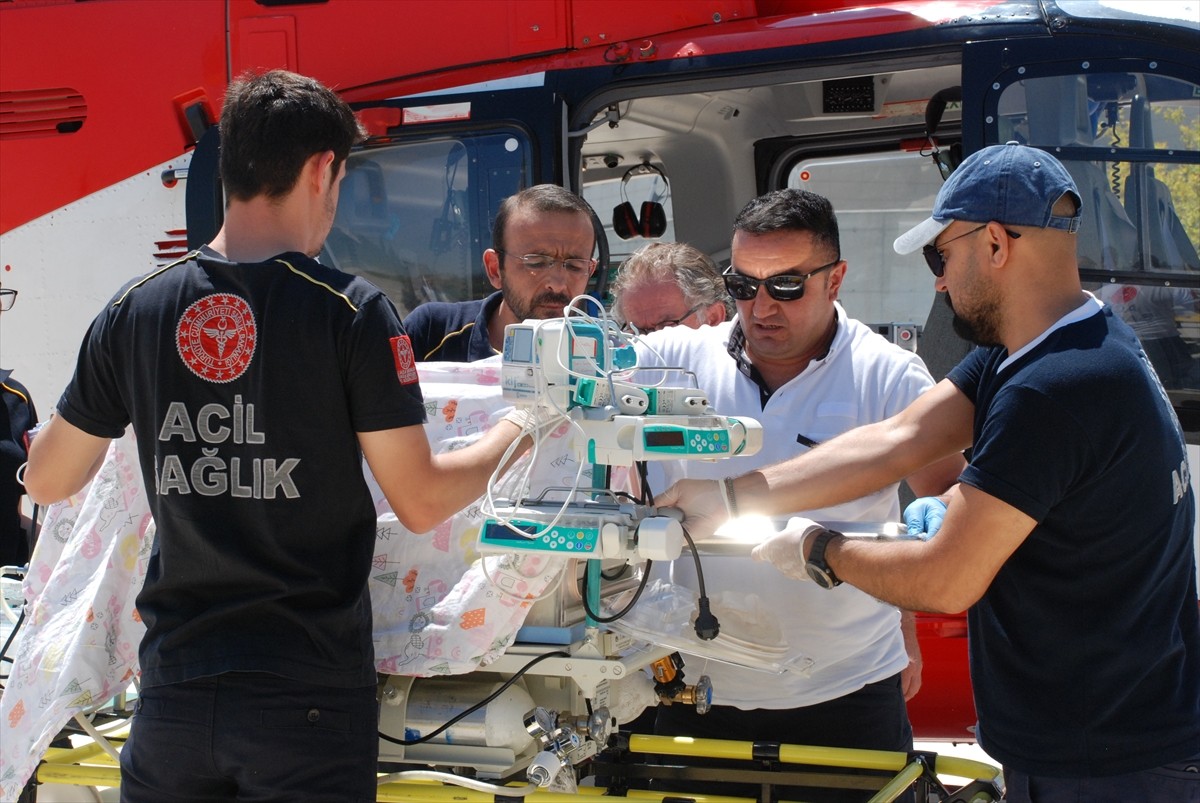 Samsun'da prematüre olarak dünyaya gelen ve akciğer solunum sıkıntısı yaşayan 5 aylık bebek...