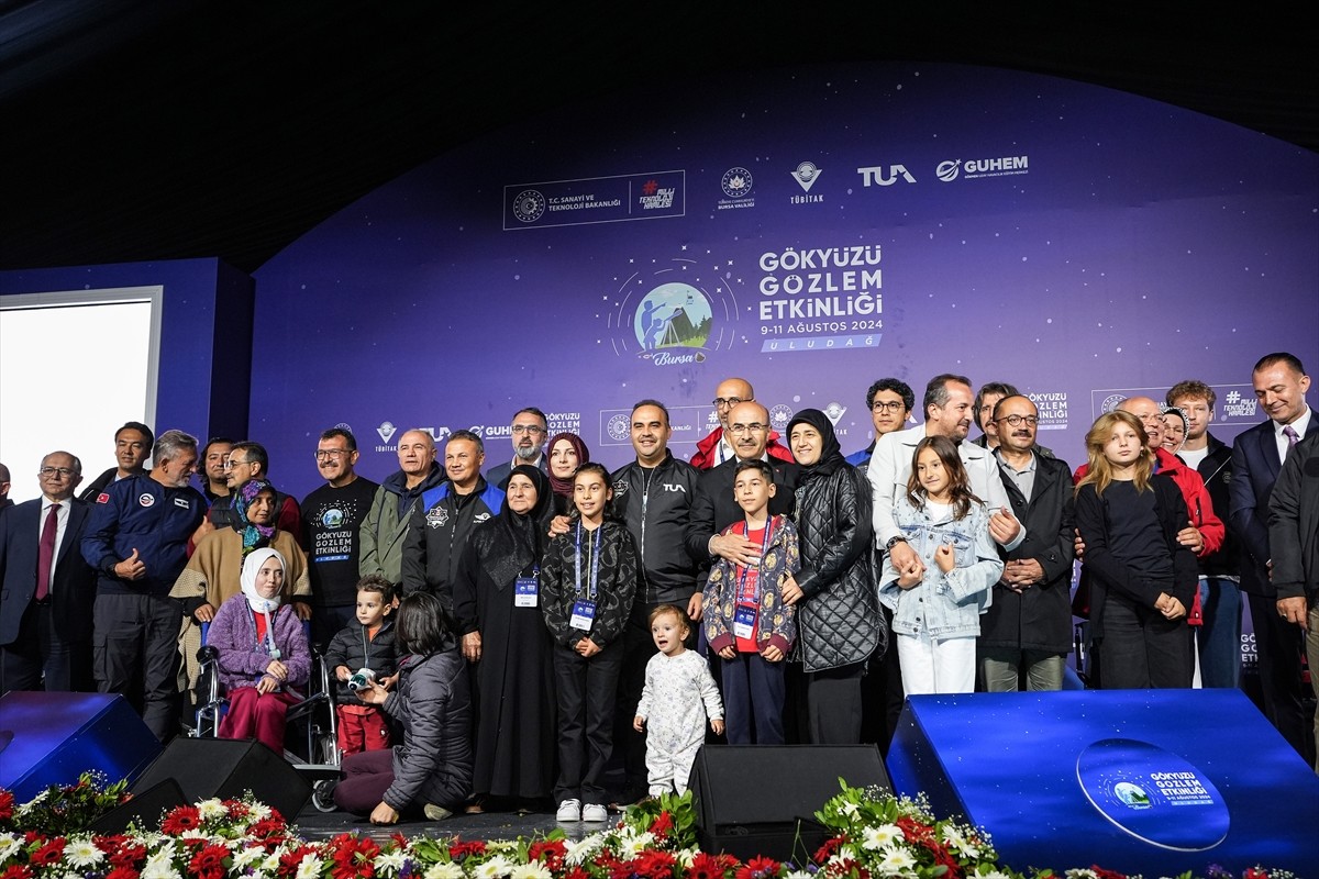 Sanayi ve Teknoloji Bakanı Mehmet Fatih Kacır, bu yıl Bursa Uludağ'da gerçekleştirilen ve 11...