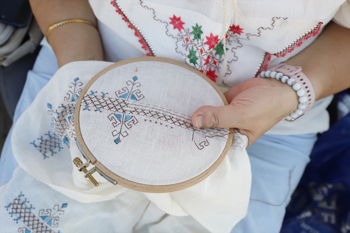 Şile Belediyesi tarafından düzenlenen "35. Uluslararası Şile Bezi Kültür ve Sanat Festivali"...