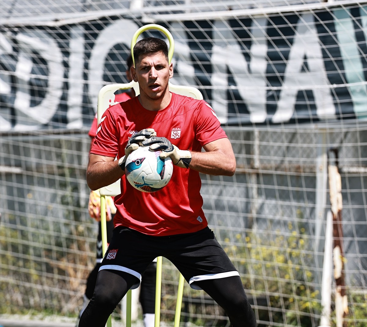 Sivasspor, Trendyol Süper Lig 2024-2025 sezonu ilk haftasında sahasında Trabzonspor ile yapacağı...