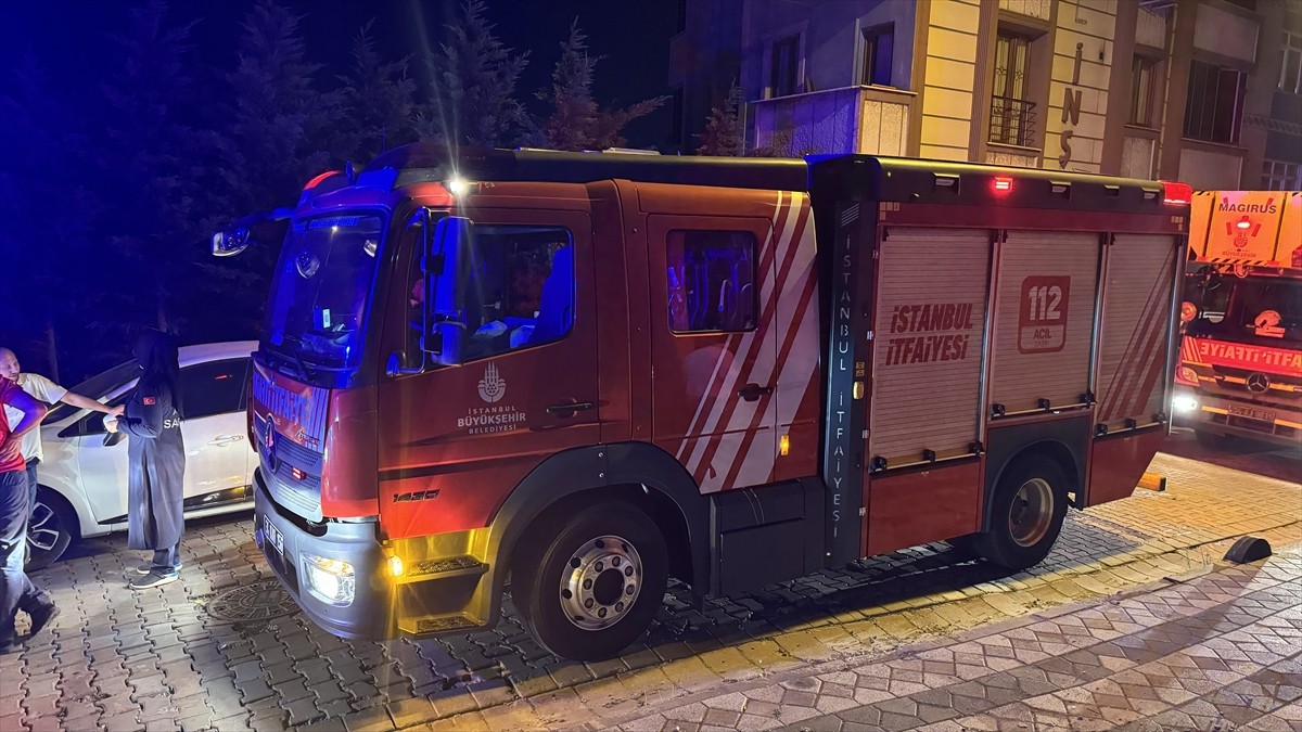 Sultangazi Cebeci Mahallesi 2510. Sokak'ta bulunan 4 katlı binanın giriş katındaki özel...