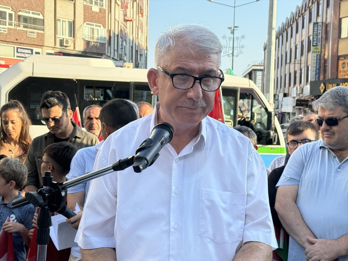 Tekirdağ'da Hamas'ın Siyasi Büro Başkanı İsmail Heniyye'nin suikasta uğraması protesto...