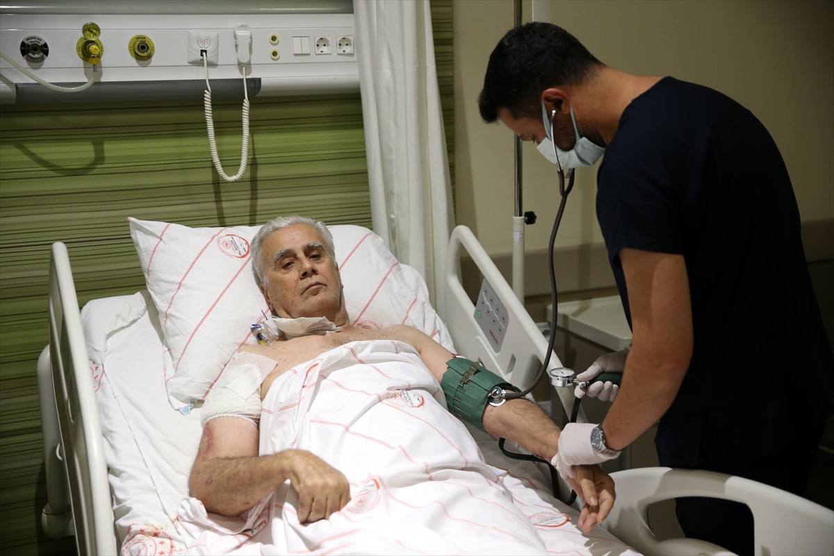 Tokat'ta girdiği havuzun kenarında, temizlik için kullanılan klor ve kimyasal temizleyicilerin...