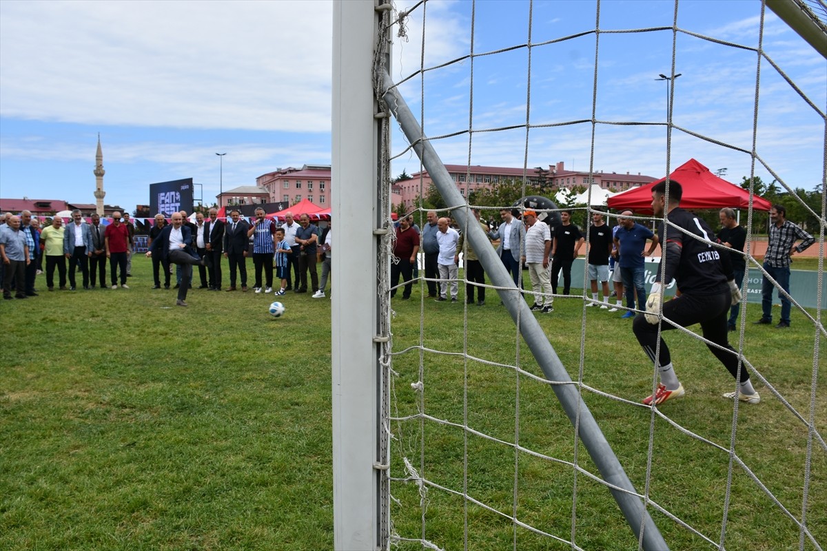 Trabzonspor Kulübü'nün 57'nci kuruluş yıl dönümü dolayısıyla 15 Temmuz Hürriyet ve Şehitler...
