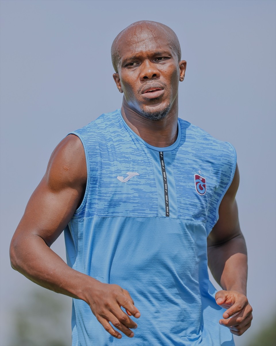 Trabzonspor, UEFA Avrupa Ligi 3. eleme turu rövanşında Avusturya'nın Rapid Wien takımıyla 15...