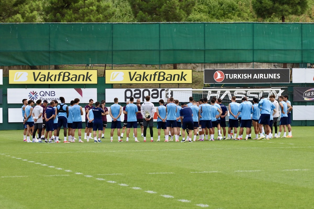 Trabzonspor, UEFA Avrupa Ligi 3. eleme turunda yarın sahasında Rapid Wien ile oynayacağı maçın...