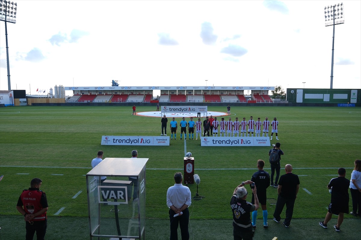 Trendyol 1. Lig'in ilk haftasında Yeni Malatyaspor ile Pendikspor karşılaşması, Malatyaspor sahaya...