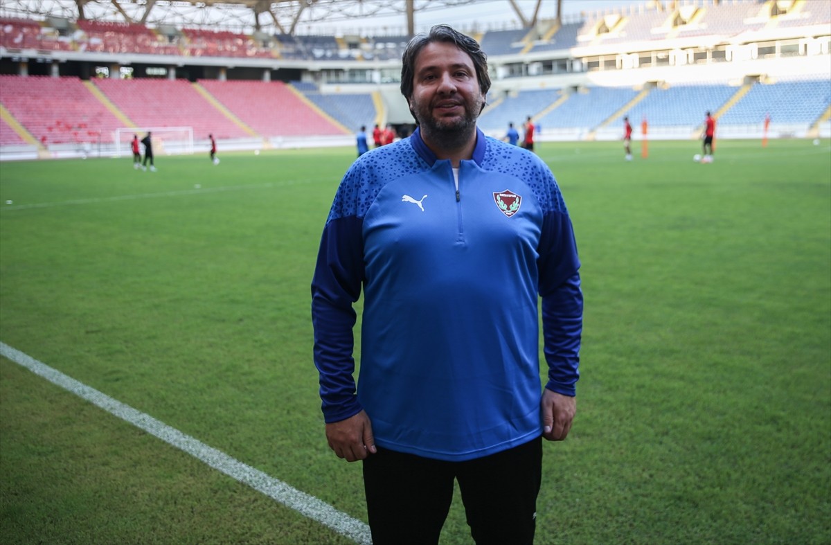 Trendyol Süper Lig ekiplerinden Atakaş Hatayspor'un teknik direktörü Özhan Pulat, AA muhabirine...