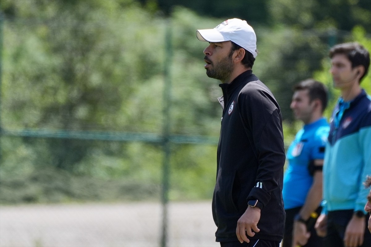 Trendyol Süper Lig ekiplerinden Gaziantep FK'nin teknik direktörü Selçuk İnan, yeni sezon...