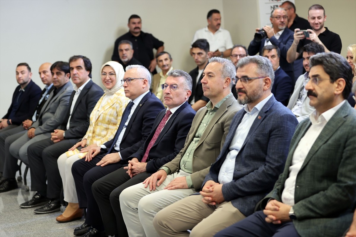 Trendyol Süper Lig ekiplerinden Sivasspor, Net Global ile isim sponsorluğu anlaşması imzaladı....