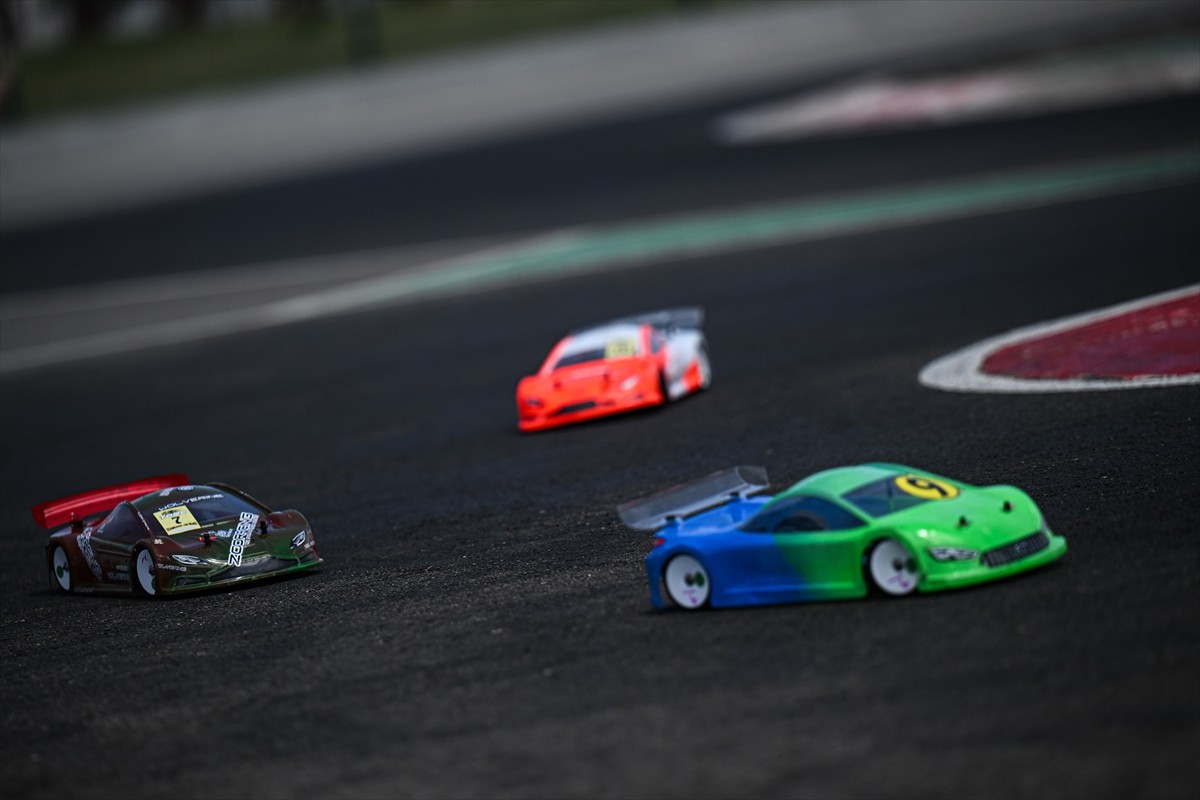 Türkiye Onroad Şampiyonasının (TORC) üçüncü etabı Afyonkarahisar'da gerçekleştirildi. Yaklaşık 40...