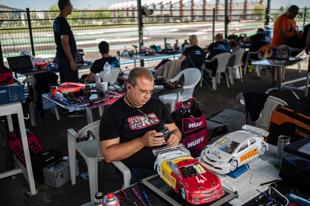 Türkiye Onroad Şampiyonasının (TORC) üçüncü etabı Afyonkarahisar'da gerçekleştirildi. Yaklaşık 40...