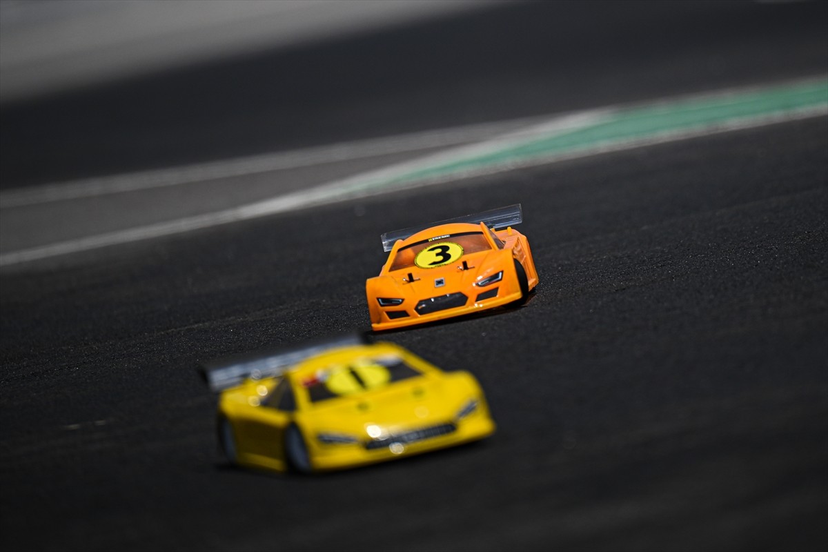 Türkiye Onroad Şampiyonasının (TORC) üçüncü etabı Afyonkarahisar'da gerçekleştirildi. Yaklaşık 40...