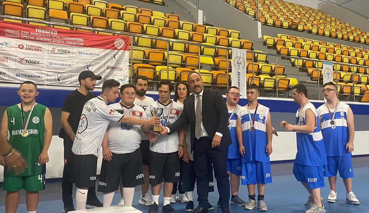 Türkiye Özel Sporcular Spor Federasyonunun 2024 yılı faaliyet takviminde yer alan Down Basketbol...
