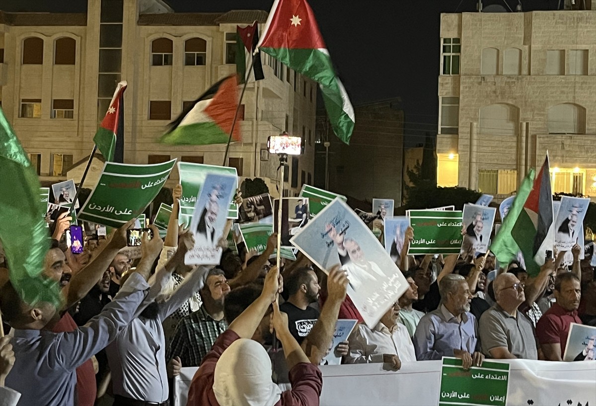 Ürdün'ün başkenti Amman'daki Tel Aviv Büyükelçiliğine birkaç yüz metre uzaklıktaki Rabiye...