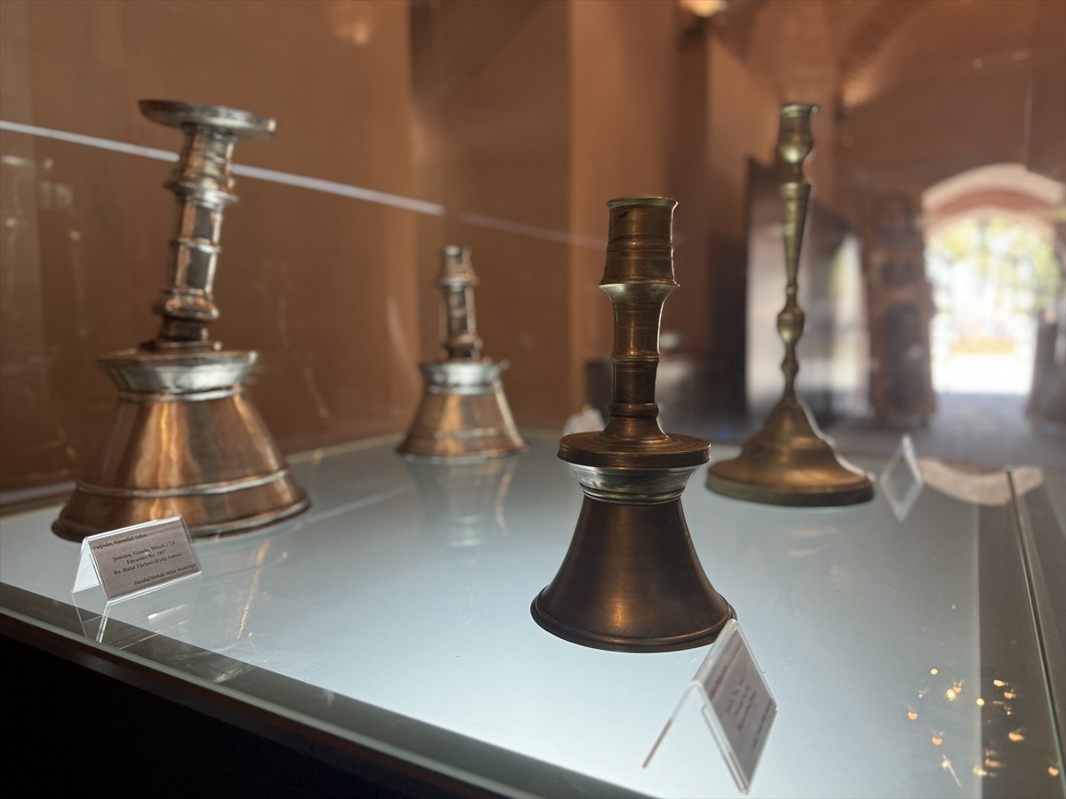 Vakıflar Genel Müdürlüğünün kuruluşunun 100. yılına özel hazırlanan "Manevi Aydınlık, Şamdan"...